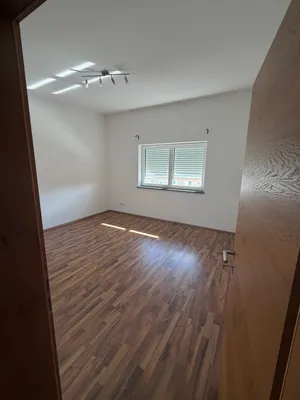 4-Zimmer-Wohnung mieten in Braunau am Inn – 120 m², € 1.000 – Bild 7 von 14