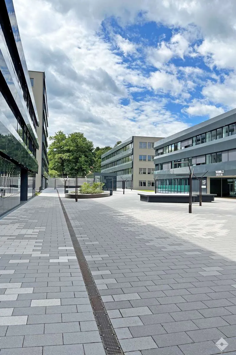 Erstbezug - Büroflächen in modernem Gewerbepark zu verkaufen - View 3
