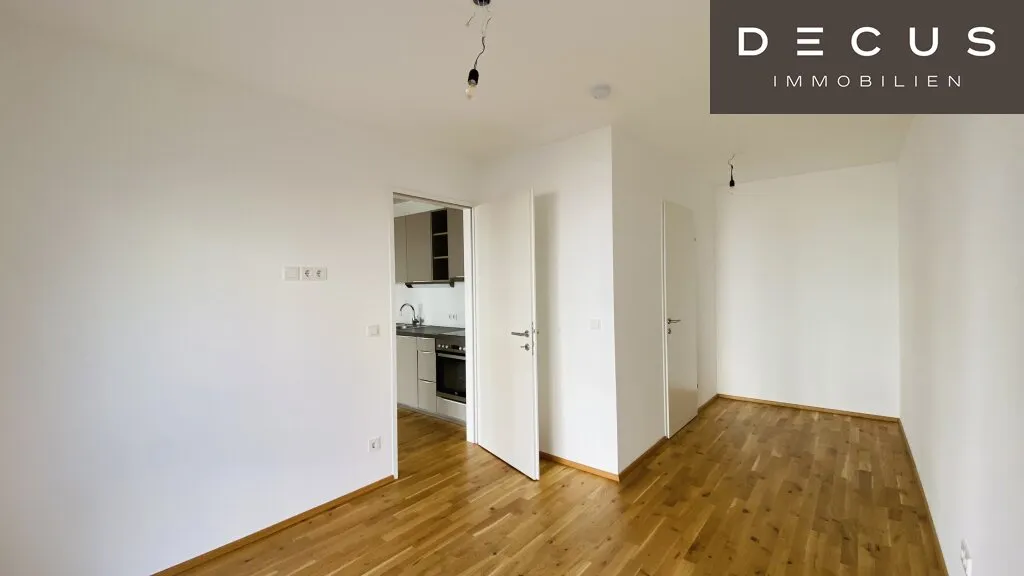 / TOLLE ANBINDUNG /ZWEI ZIMMER/ 2. OG / IN DEN INNENHOF AUSGERICHTET / AB SOFORT VERFÜGBAR – pohled 3