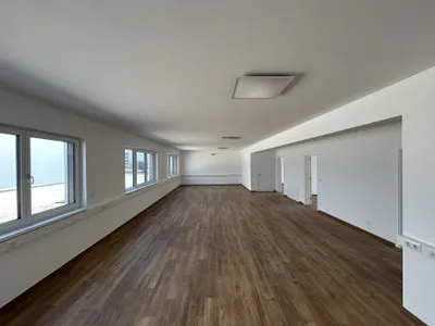 4-Zimmer-Gewerbeimmobilie mieten in Baden – 167 m², € 2.506 – Bild 5 von 17