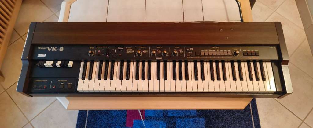 Roland VK-8 Combo Orgel Midi Keyboard