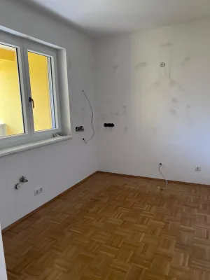 2-Zimmer-Wohnung mieten in Leoben – 60 m², € 717 – Bild 2 von 8
