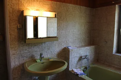 10-Zimmer-Gewerbeimmobilie kaufen in Braunau am Inn – 231 m², € 380.000 – Bild 13 von 15