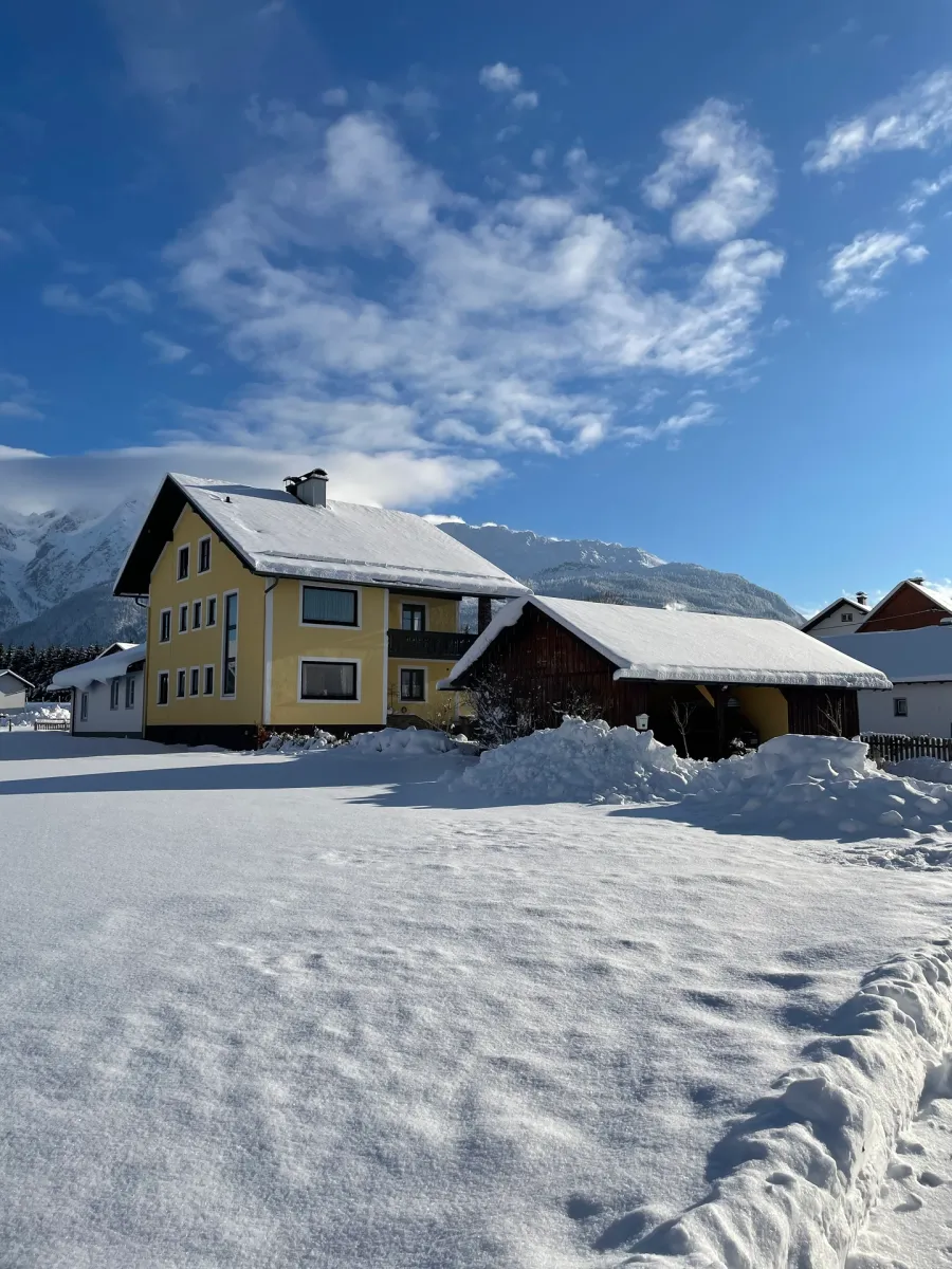 Charmantes 3-stöckiges Haus mit großzügigem Grundstück in Bad Mitterndorf (Provisionsfrei) - Ansicht 3