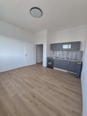 1-Zimmer-Wohnung mieten in Wels – 22 m², € 530