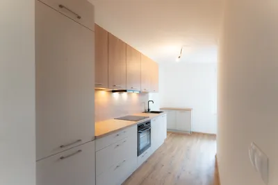 3-Zimmer-Wohnung mieten in Bruck-Mürzzuschlag – 75 m², € 914 – Bild 2 von 11