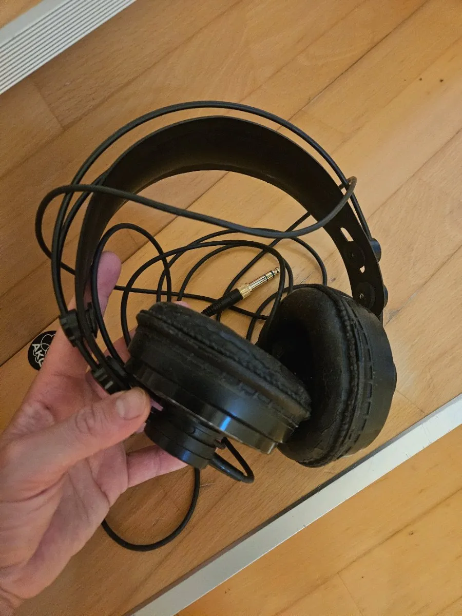 AKG K270 STUDIO 名機 ジャンク AKG K270 STUDIO 名機 ジャンク AKG K270 Studio Headphones | Reverb