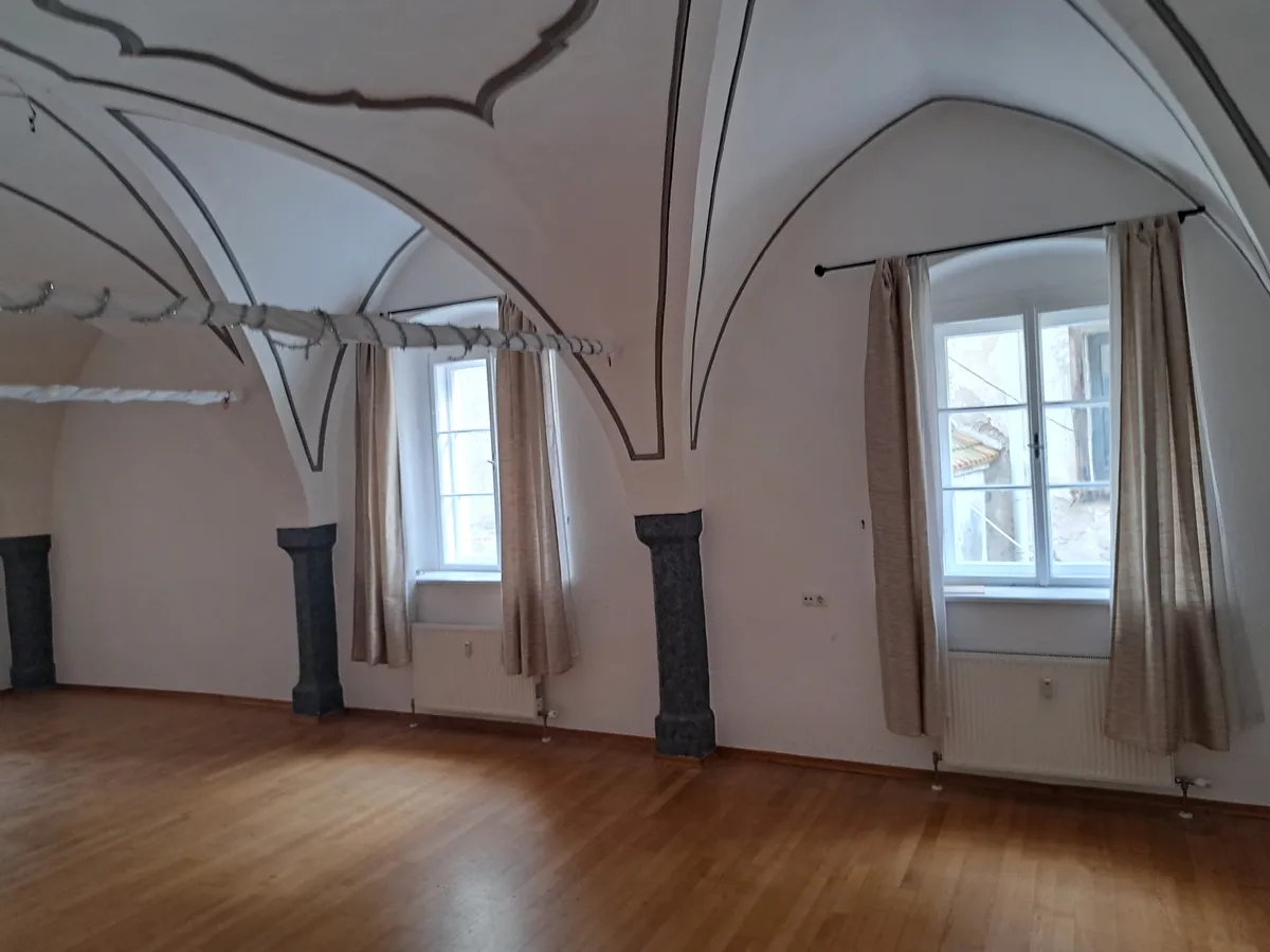 PROVISIONSFREI! Studio/ Büro im Zentrum vom Stadtplatz von Steyr, 3 Monate mietzinsfrei - Ansicht 2