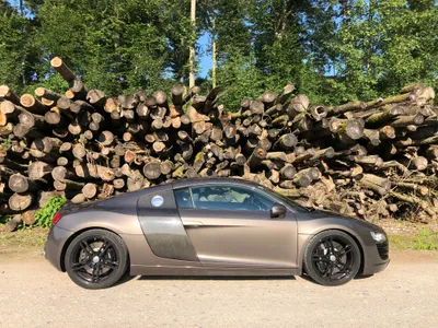 Audi R8