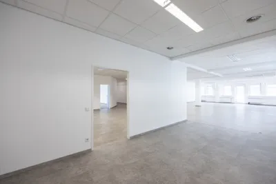 7-Zimmer-Gewerbeimmobilie mieten in Wien – 250 m², € 4.375 – Bild 2 von 11