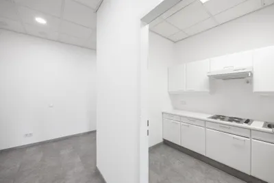 7-Zimmer-Gewerbeimmobilie mieten in Wien – 250 m², € 4.375 – Bild 7 von 11