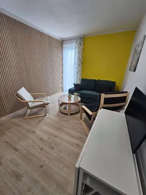 1-Zimmer-Gewerbeimmobilie mieten in Neusiedl am See – 13 m², € 150