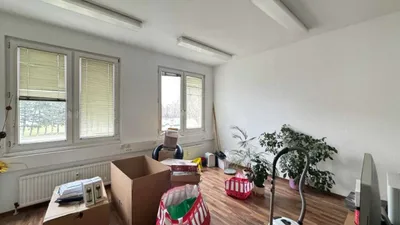 Gewerbeimmobilie mieten in Baden – 65 m², € 10 – Bild 11 von 16