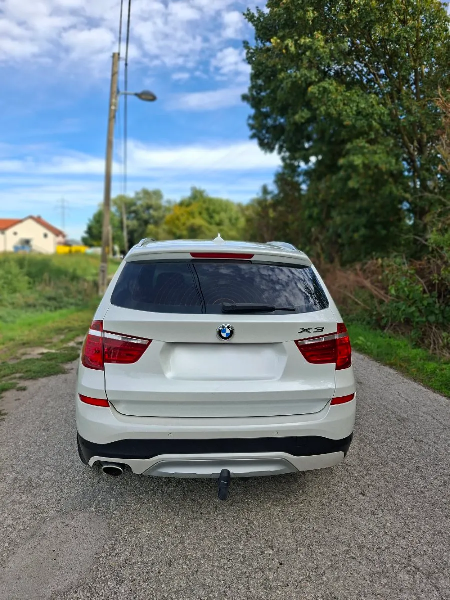 BMW X3 2015 photo 2