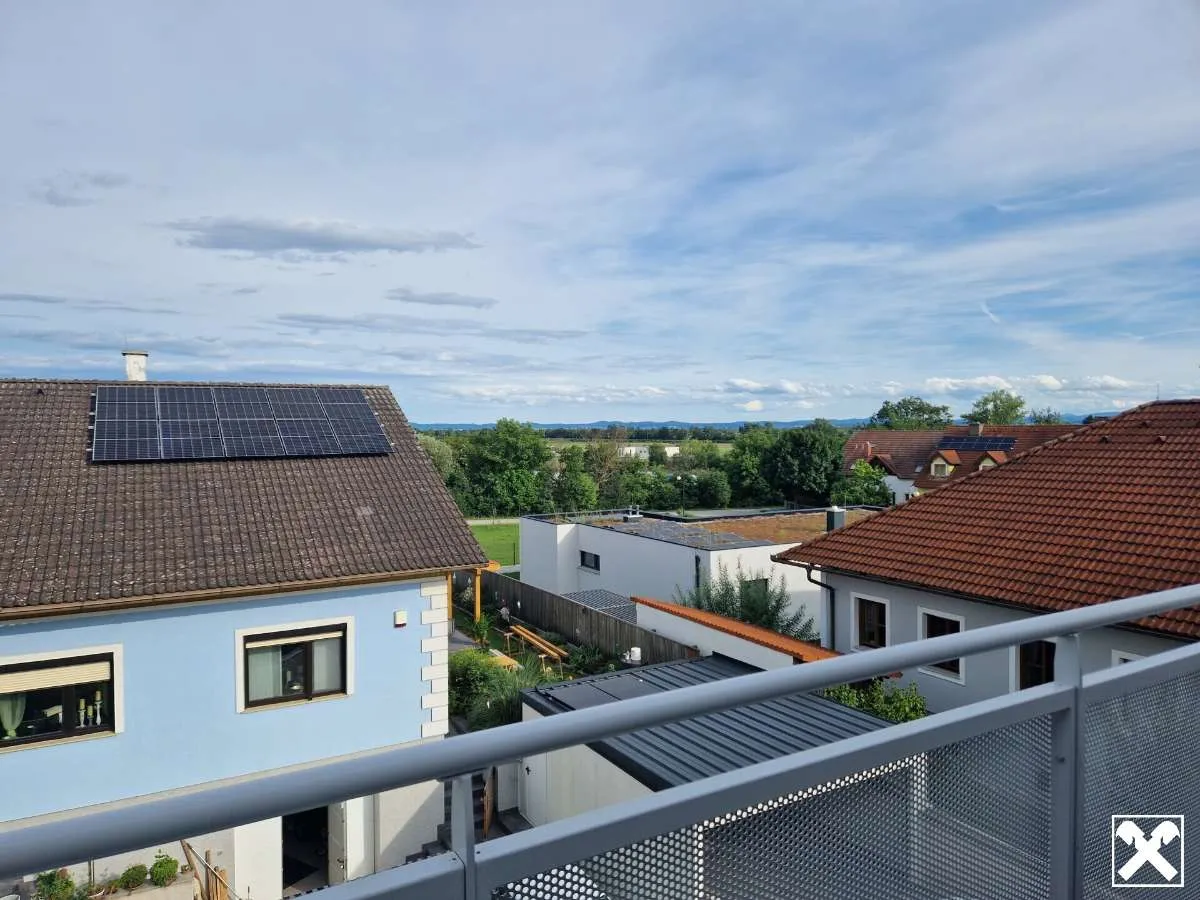 SOFORTBEZUG MÖGLICH INKL. KÜCHE: TRAUMHAFTE FAMILIENWOHNUNG MIT HERRLICHER TERRASSE - PROVISIONSFREI - Widok 3