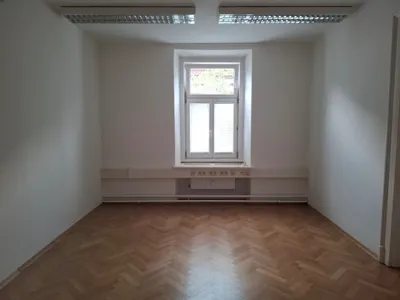 3-Zimmer-Gewerbeimmobilie mieten in Bruck-Mürzzuschlag – 115 m², € 1.187 – Bild 3 von 7