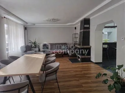 6-Zimmer-Haus kaufen in Neunkirchen – 240 m², € 580.000 – Bild 3 von 14
