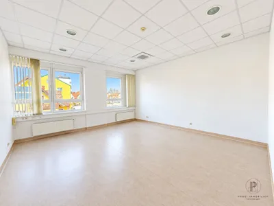 3-Zimmer-Gewerbeimmobilie mieten in Graz-Umgebung – 79 m², € 1.412