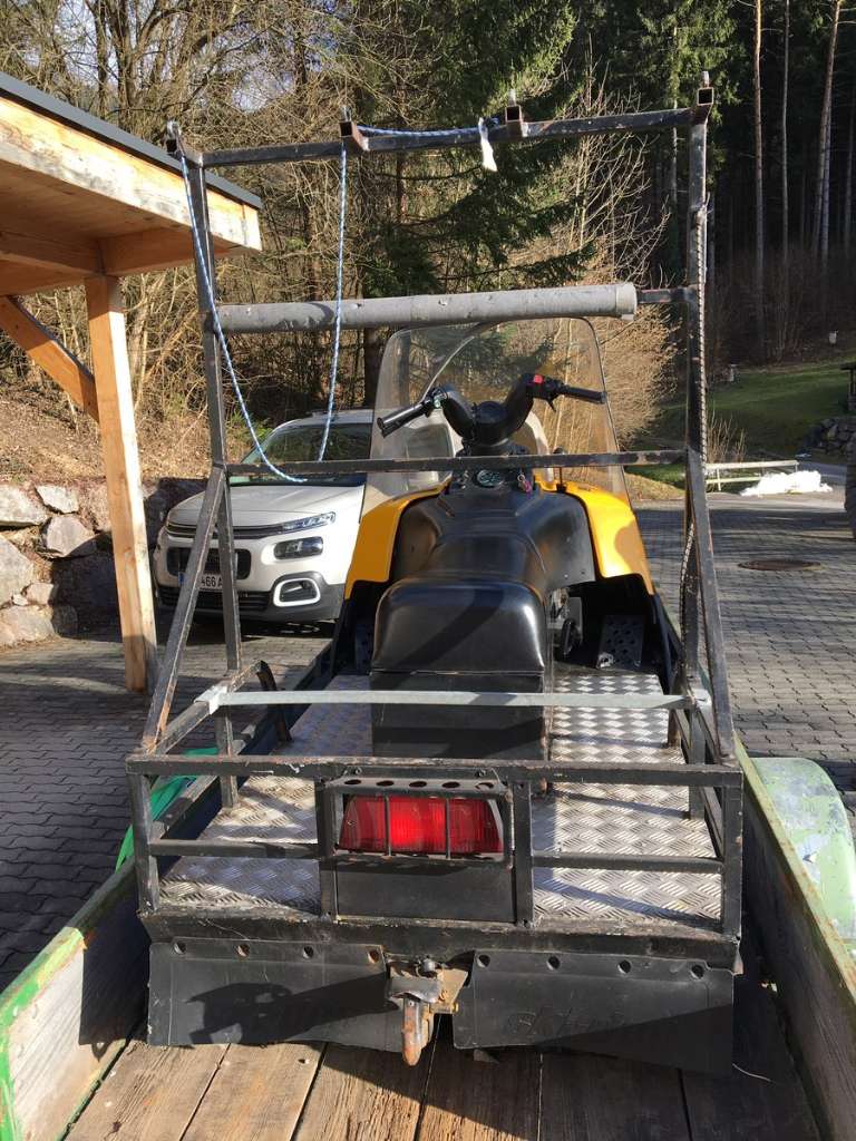 Alpin 2 Schneemobil