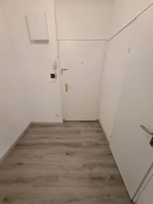 1-Zimmer-Wohnung mieten in Bruck an der Leitha – 30 m², € 572 – Bild 4 von 7