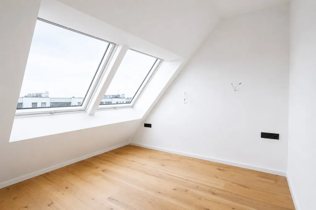 Entzückende Dachgeschosswohnung für Anleger oder Eigennutzer - Ansicht 2