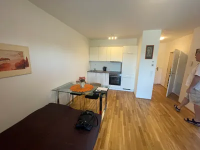 2-Zimmer-Wohnung kaufen in Linz Land – 40 m², € 157.000 – Bild 1 von 11