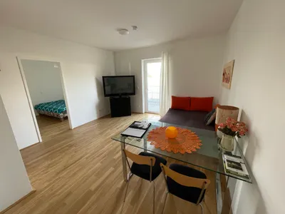 2-Zimmer-Wohnung kaufen in Linz Land – 40 m², € 157.000 – Bild 3 von 11