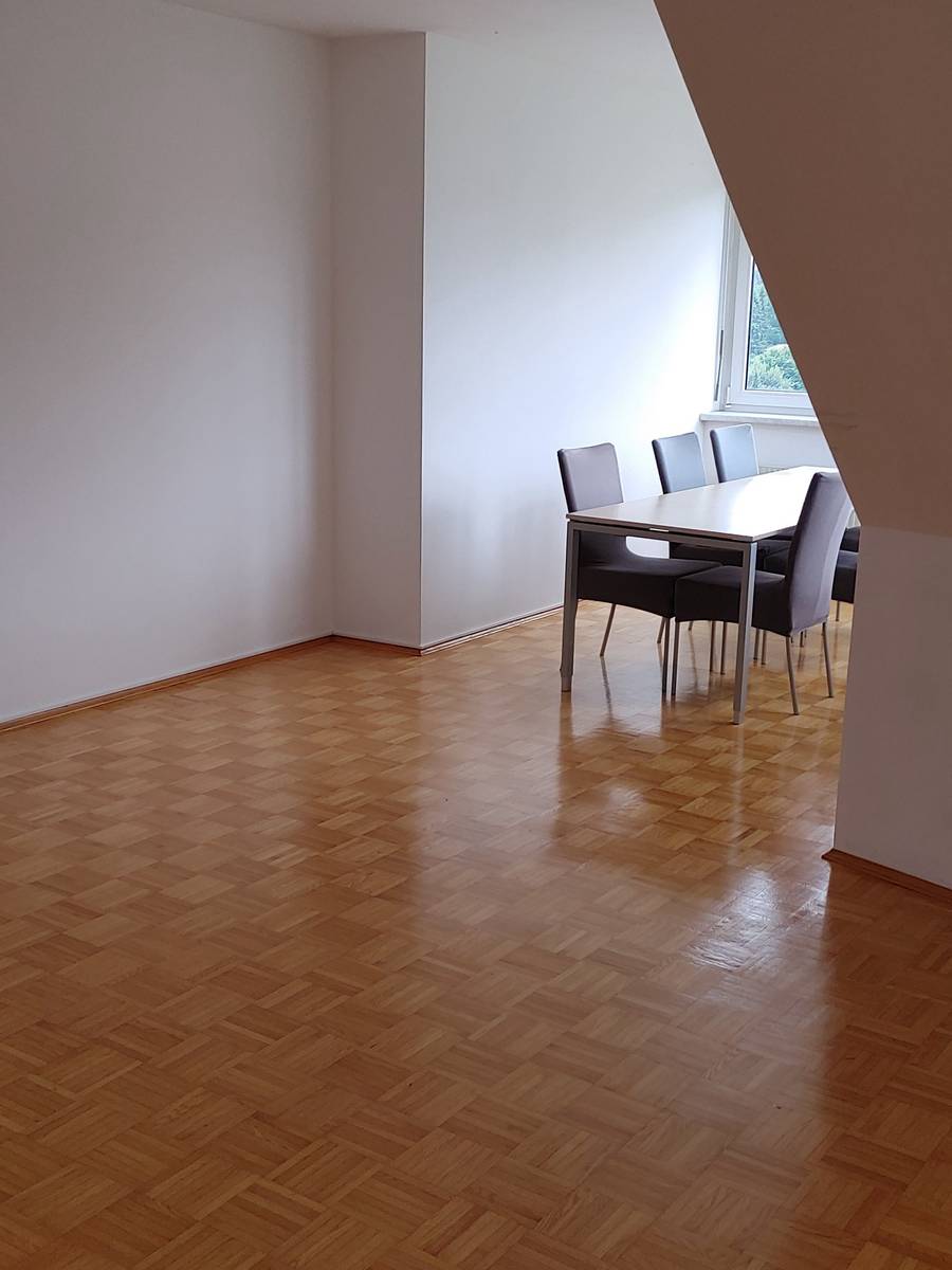 Top Dachgeschoß-Studentenwohnung 70,63 m² im Zentrum von Völkermarkt – pohled 3