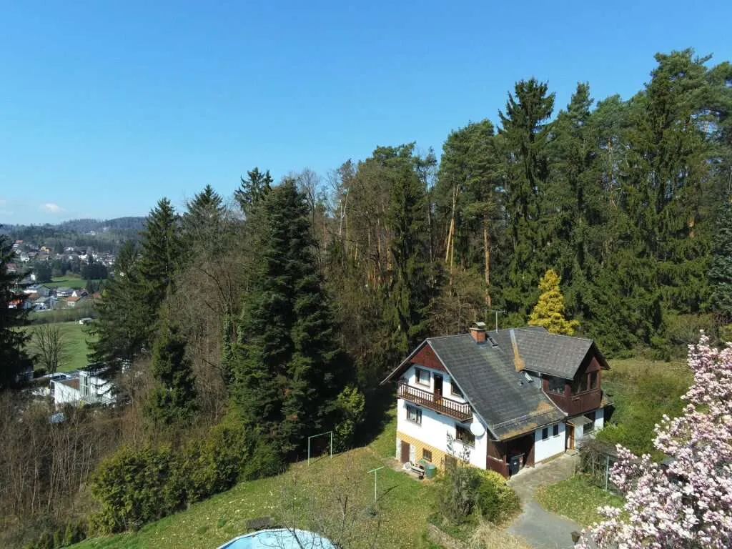 Großer 2.200m² Baugrund mit Altbestand, Sackgassenende, Waldrand, Ruhelage. - Ansicht 3