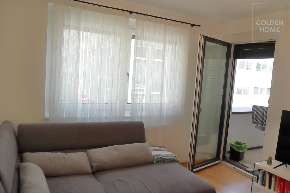 Moderne 2-Zimmer-Traumwohnung mit Loggia - perfekt für Singles & Pärchen - Ansicht 2