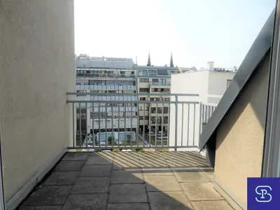 Provisionsfrei: Unbefristete 64m² DG-Wohnung mit Terrasse - U1-Nähe! – Bild 2