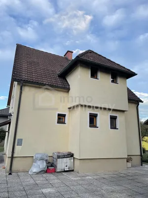 6-Zimmer-Gewerbeimmobilie kaufen in Neunkirchen – 168 m², € 340.000 – Bild 3 von 5