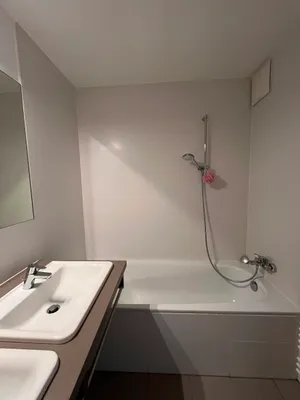 Urban & Grün: Moderne DG-Wohnung nahe Brunnenmarkt und Yppenplatz – Bild 3
