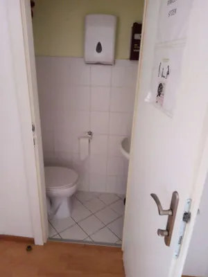 4-Zimmer-Gewerbeimmobilie mieten in Linz – 95 m², € 920 – Bild 7 von 9