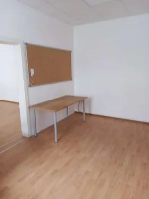 4-Zimmer-Gewerbeimmobilie mieten in Linz – 95 m², € 920 – Bild 6 von 9