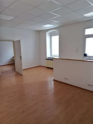 4-Zimmer-Gewerbeimmobilie mieten in Linz – 95 m², € 920