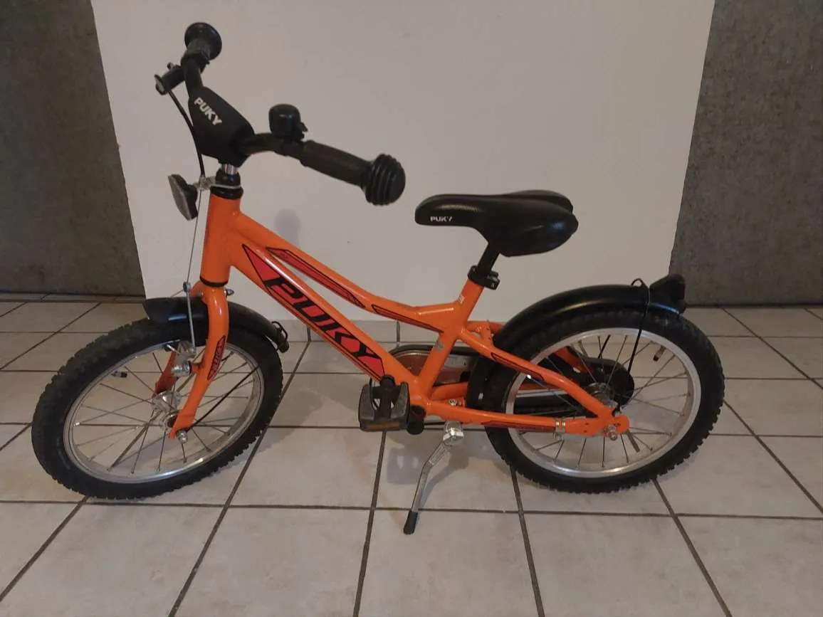 stevens mountainbike erfahrung E-Inception ED 8.7 GTF E-Mountainbike Gebraucht | Generalüberholt foam guns Color:Weiß/Lila Fahrrad Heß Fahrradhandel Ribnitz-Damgarten