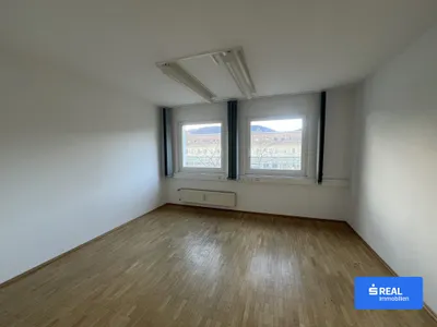 5-Zimmer-Wohnung kaufen in Villach – 152 m², € 269.000 – Bild 6 von 17