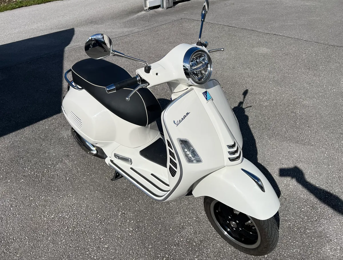 Vespa GTS