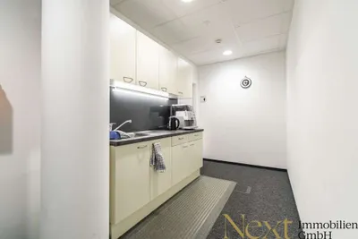 Gewerbeimmobilie mieten in Linz – 822 m², € 10.721 – Bild 12 von 14