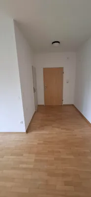 Wohnung mieten in Linz – 44 m², € 738 – Bild 2 von 10