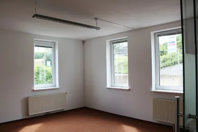 3-Zimmer-Gewerbeimmobilie mieten in Mödling – 161 m², € 9 – Bild 4 von 11