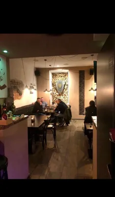 Gewerbeimmobilie mieten in Wien – 190 m², € 2.500 – Bild 10 von 35