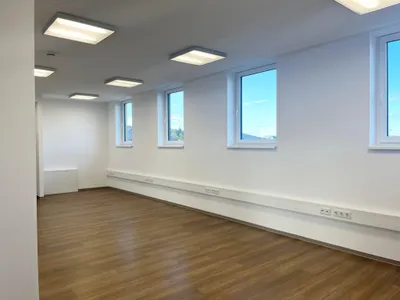 Gewerbeimmobilie mieten in Gmunden – 117 m², € 1.550 – Bild 5 von 14