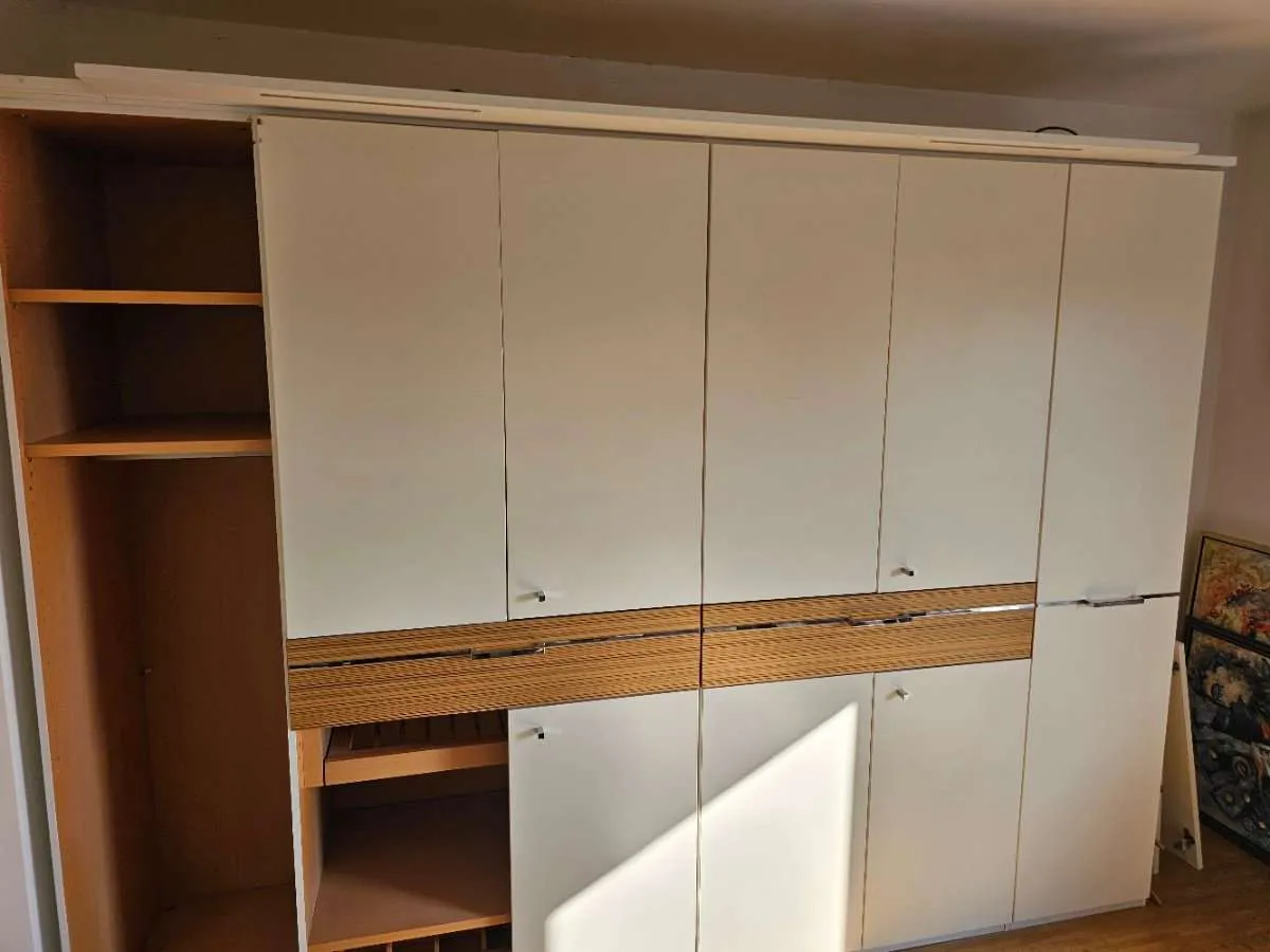 Kleiderschrank (3m) mit Vollausstattung & Beleuchtung - ABHOLBEREIT, € 79,- (3484 Grafenwörth)