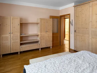 9-Zimmer-Haus kaufen in Bruck an der Leitha – 506 m², € 799.000 – Bild 18 von 85