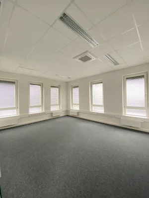 5-Zimmer-Gewerbeimmobilie mieten in Bruck-Mürzzuschlag – 275 m² – Bild 12 von 18