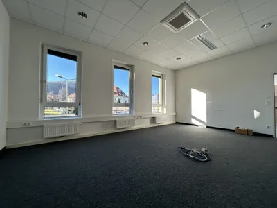 5-Zimmer-Gewerbeimmobilie mieten in Bruck-Mürzzuschlag – 275 m² – Bild 6 von 18