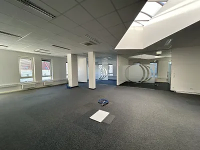 5-Zimmer-Gewerbeimmobilie mieten in Bruck-Mürzzuschlag – 275 m² – Bild 5 von 18