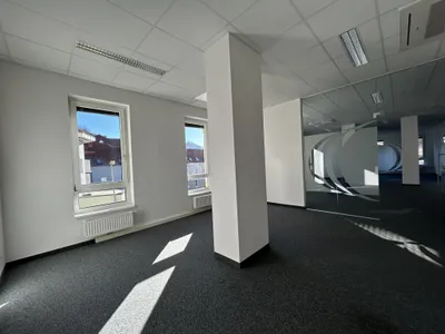 5-Zimmer-Gewerbeimmobilie mieten in Bruck-Mürzzuschlag – 275 m² – Bild 7 von 18